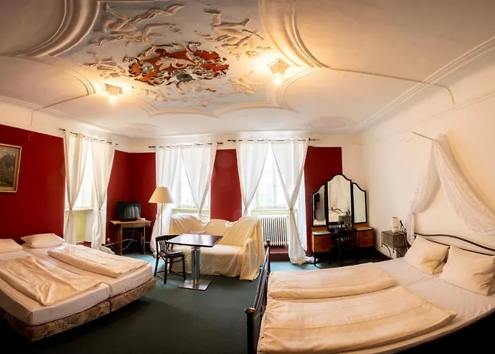 Am Weissen Turm Hotel 2*