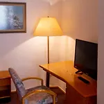 Am Weißen Turm Hotel 2*
