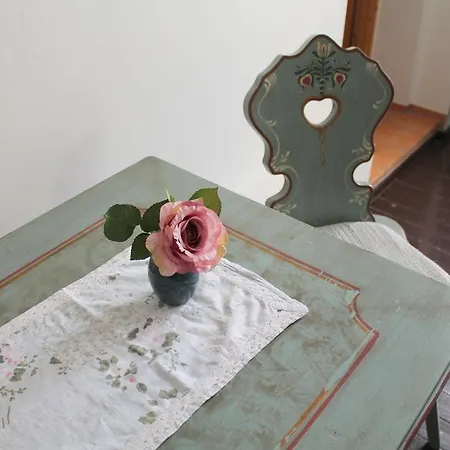 Hotel Am Weißen Turm 2*