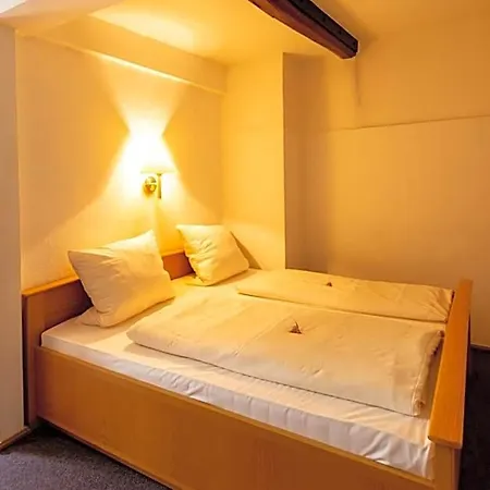 Hotel-restaurant Am Weissen Turm Self Check-in Hotel
