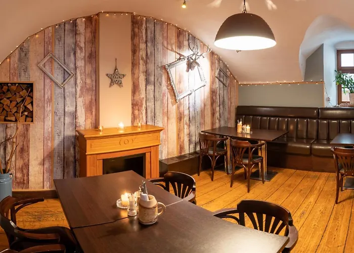 Am Weissen Turm Hotel 2*